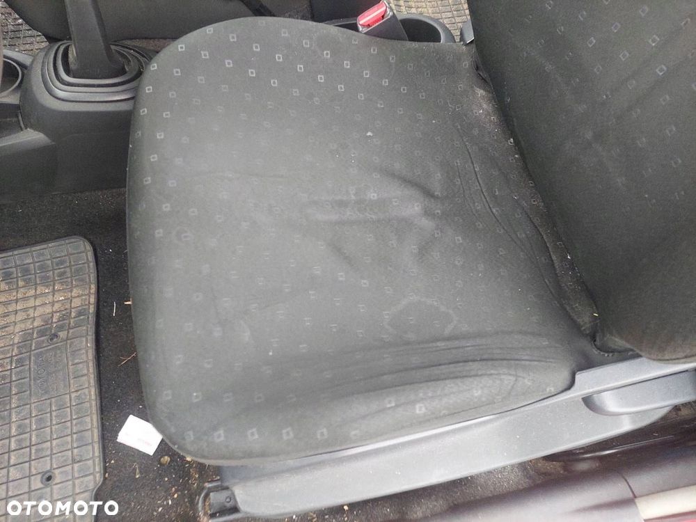 FOTEL LEWY PRZÓD TOYOTA YARIS II - 8