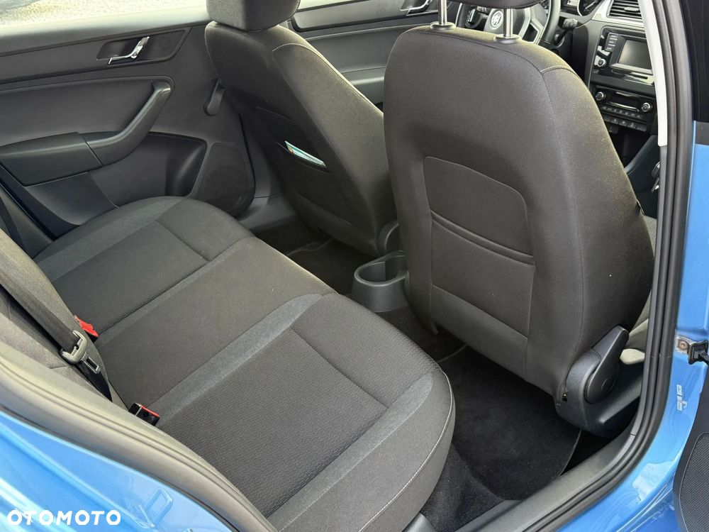Skoda RAPID - 19