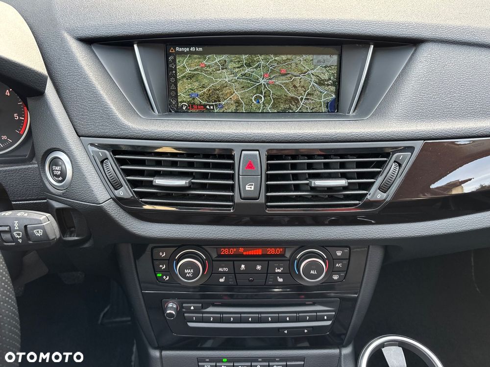 BMW X1 xDrive20d xLine - 33