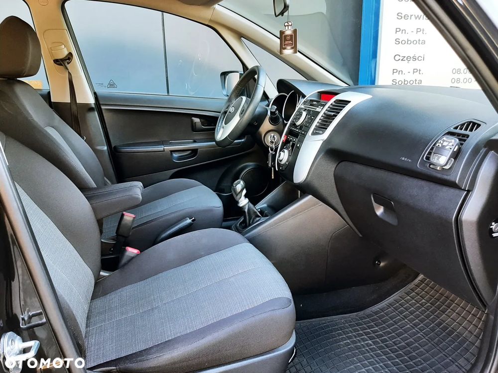 Kia Venga 1.4 L - 28