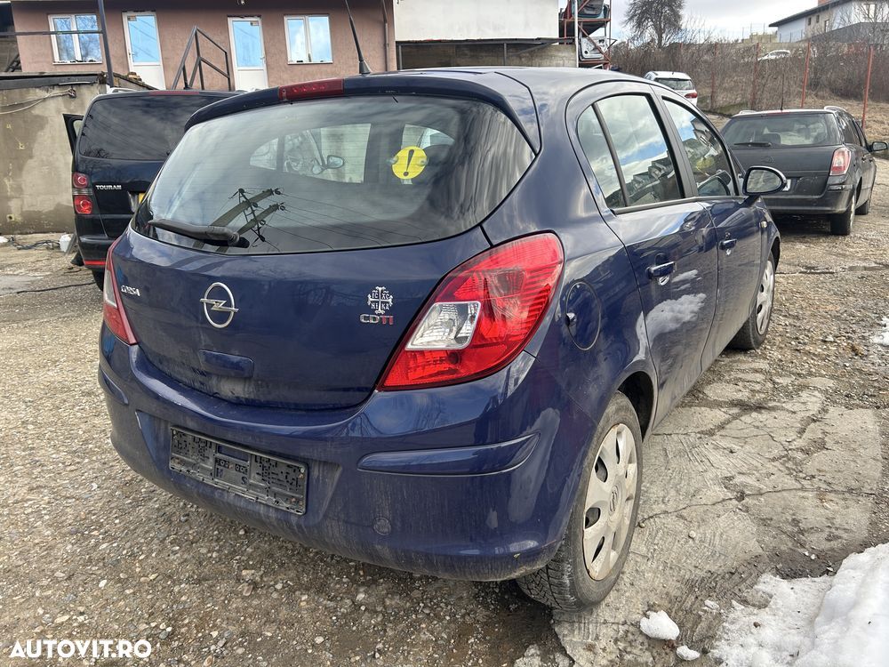 Usa Opel Corsa D - 2