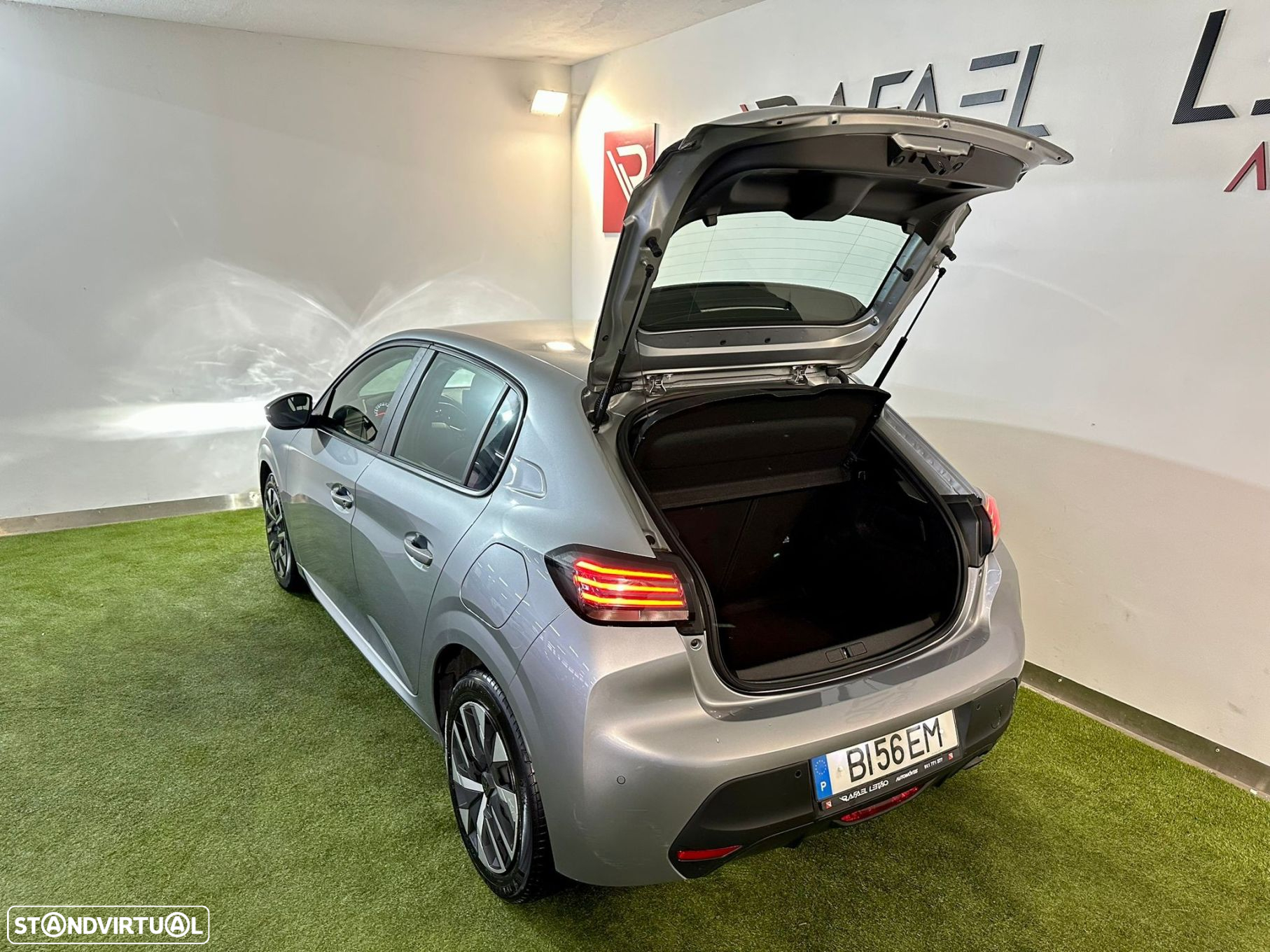 Peugeot 208 1.2 PureTech Active Pack - 12