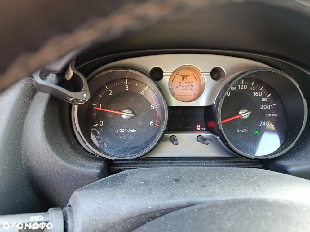 Nissan Qashqai 2.0 dCi 4x4 Tekna - 6