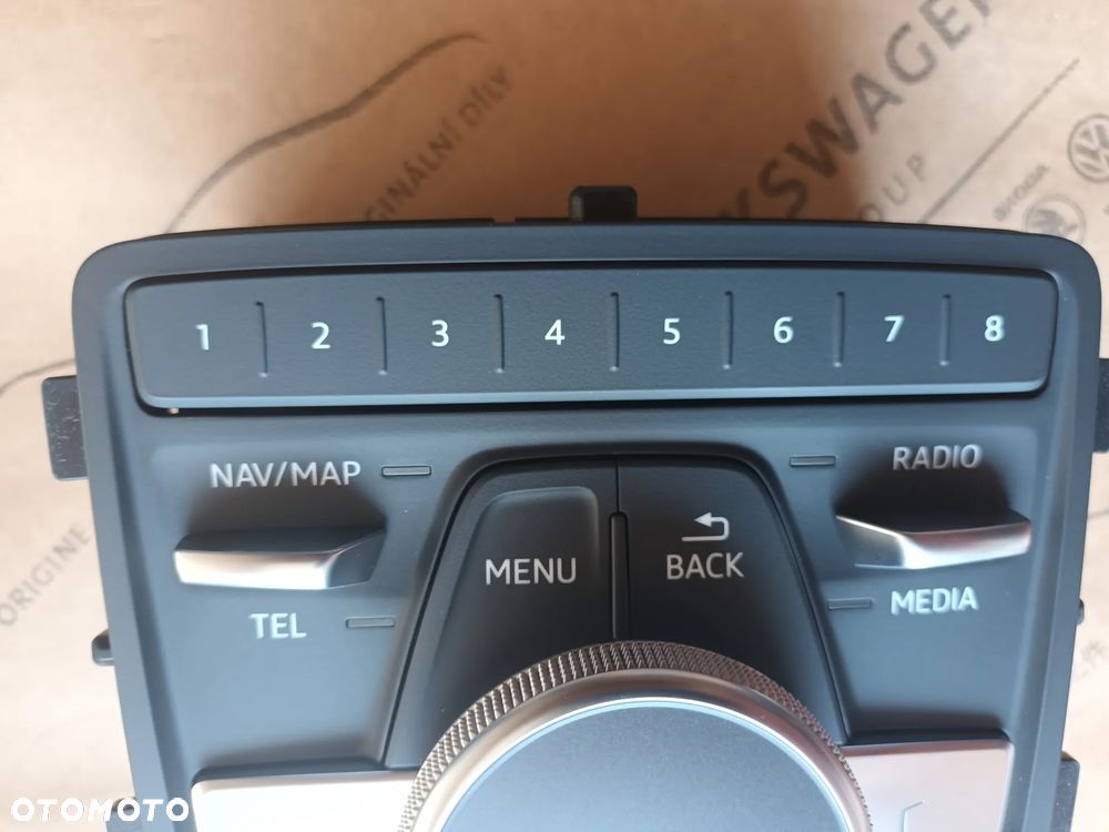 AUDI A4 B9 A5 8W panel tunelu Sterowania MMI radio 8W0919614Q 72km - 12