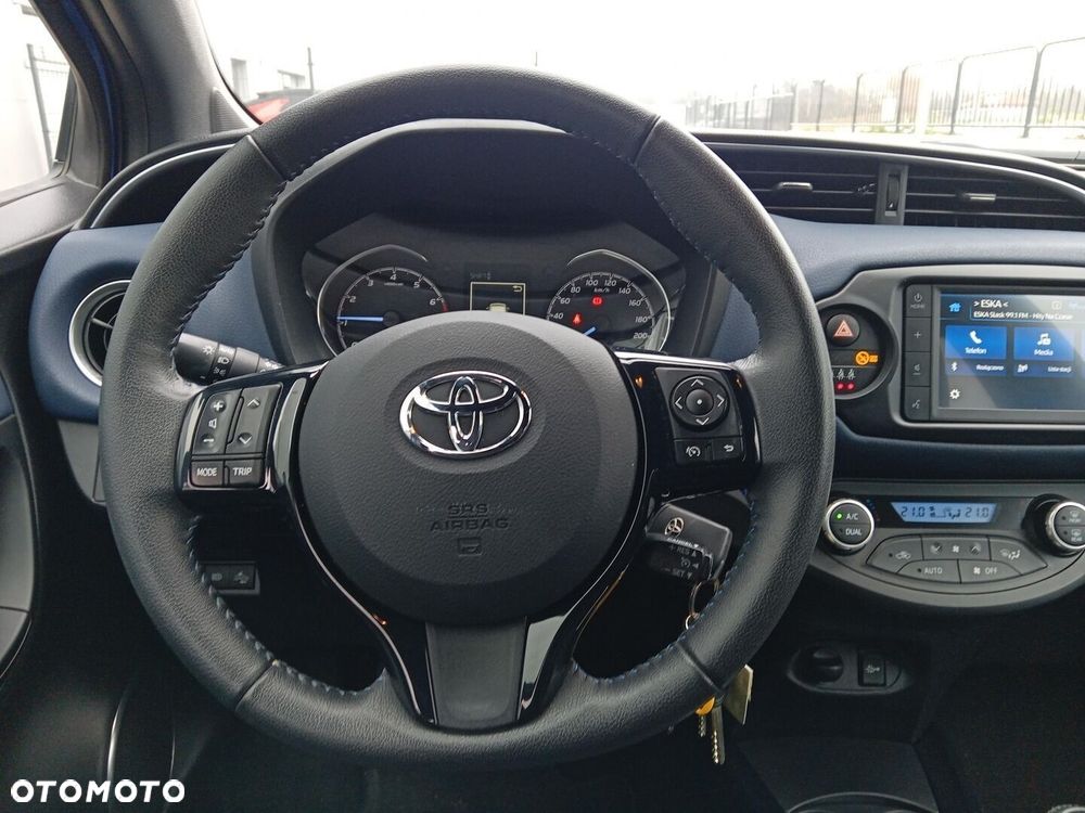 Toyota Yaris - 17