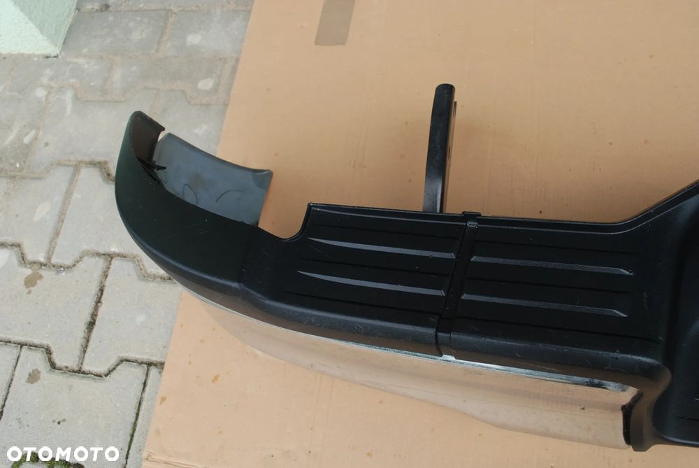 TOYOTA HILUX VIII  16 R.- Zderzak Tylny TYŁ KOMPLETNY - 7