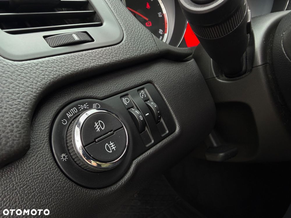 Opel Insignia 2.0 CDTI ecoFLEX Sport - 22
