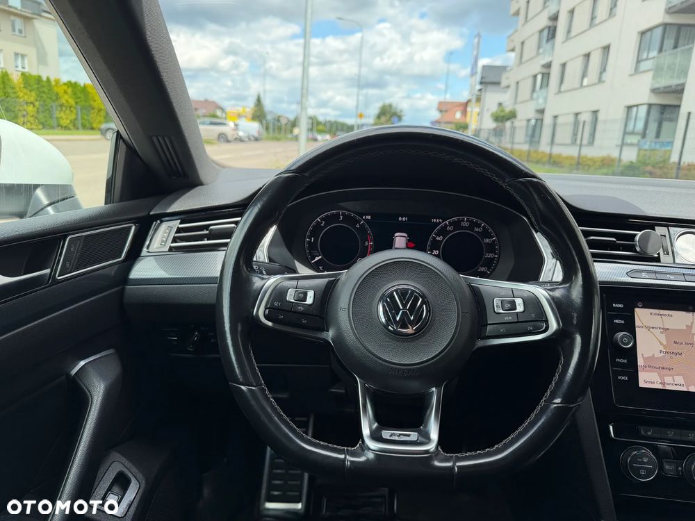 Volkswagen Arteon 2.0 TDI SCR R-Line DSG - 16
