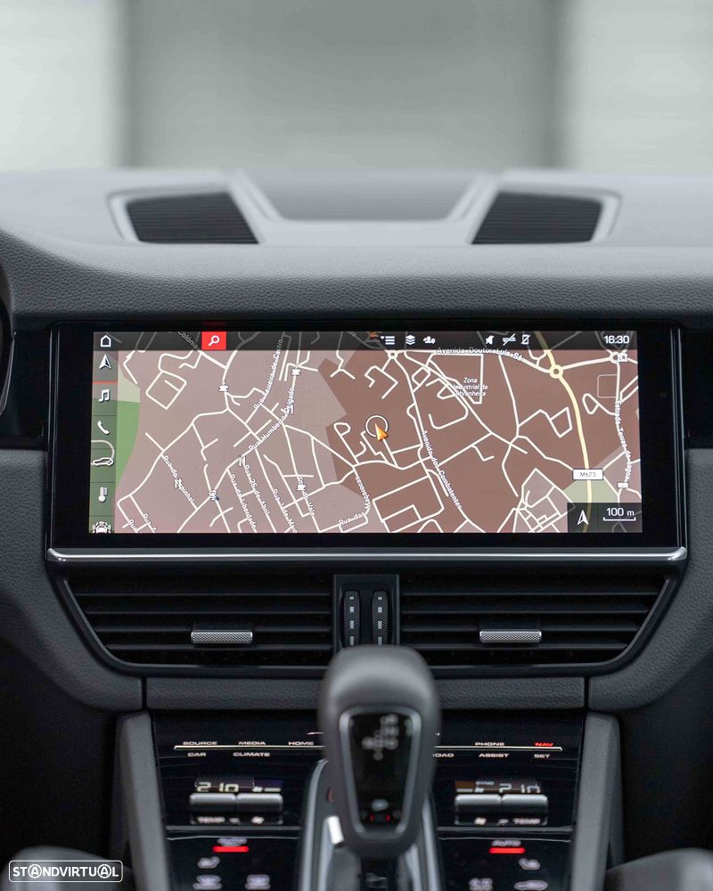 Porsche Cayenne Tiptronic S - 17