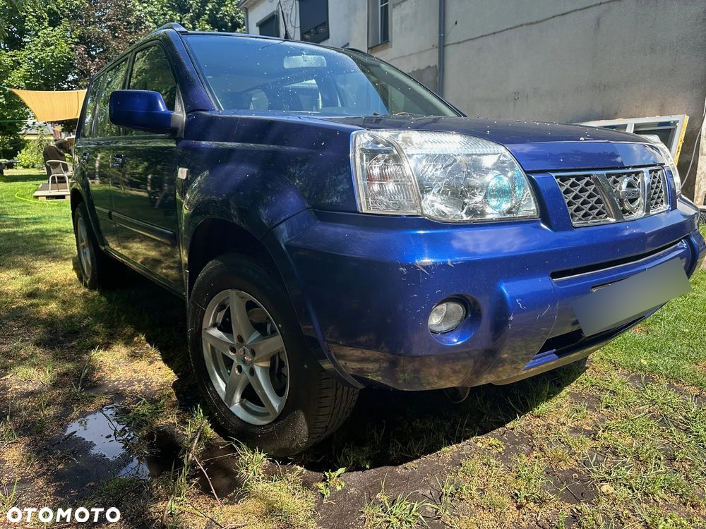 Nissan X-Trail 2.2 dCi 4x4 Elegance - 3