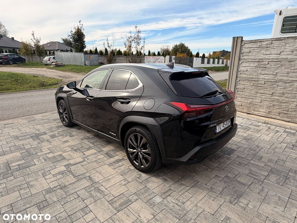Lexus Ux 2019 photo 4