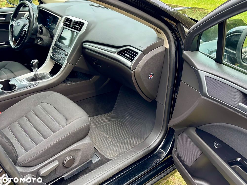Ford Mondeo 2.0 TDCi Ambiente - 14