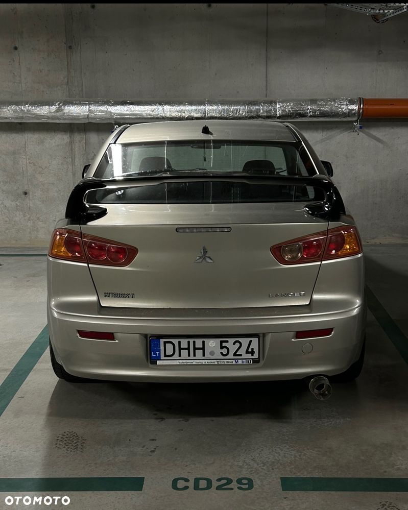 Mitsubishi Lancer 1.5 - 4