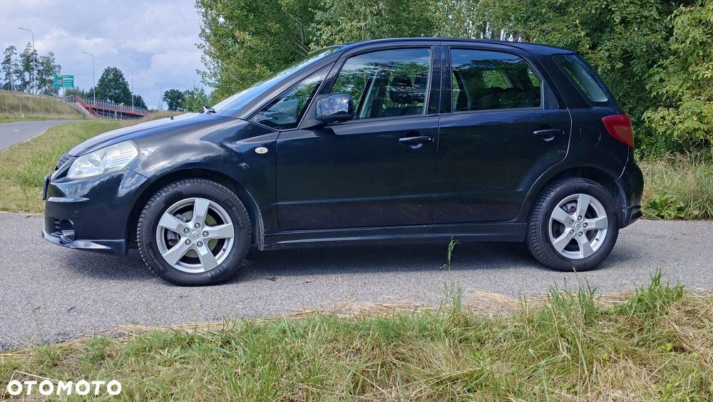 Suzuki SX4 - 8
