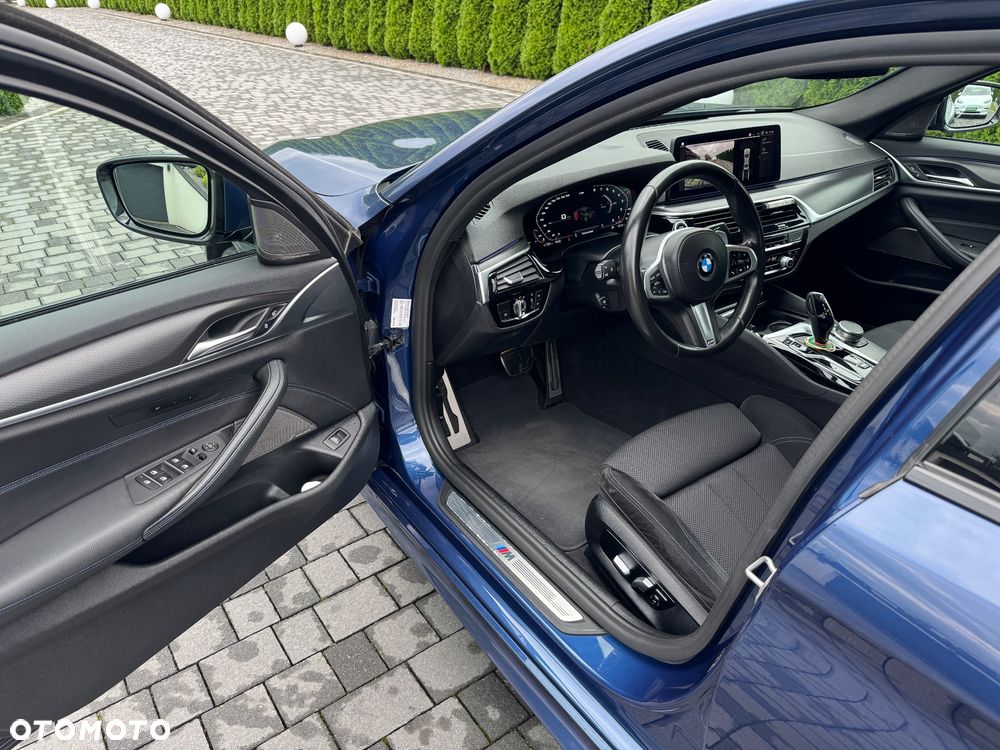 BMW Seria 5 540i xDrive mHEV M Sport sport - 4
