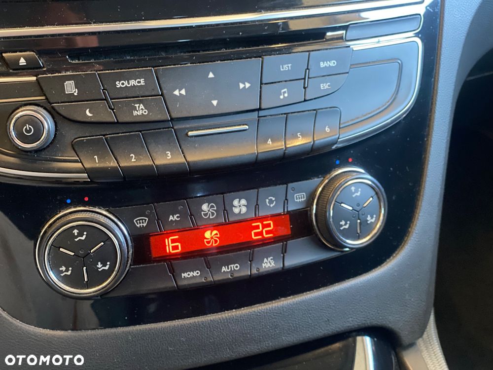 Peugeot 508 2.0 HDi Allure - 24