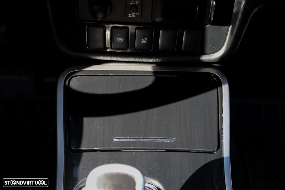 Mitsubishi Outlander - 23