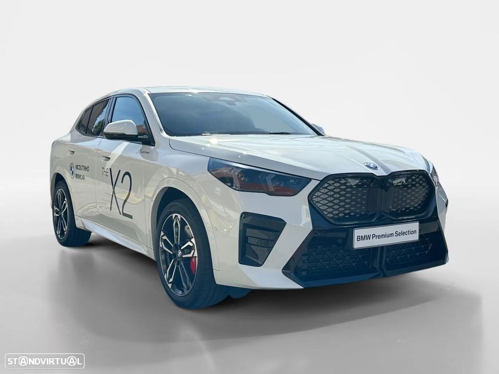 BMW iX2 eDrive20 - 8