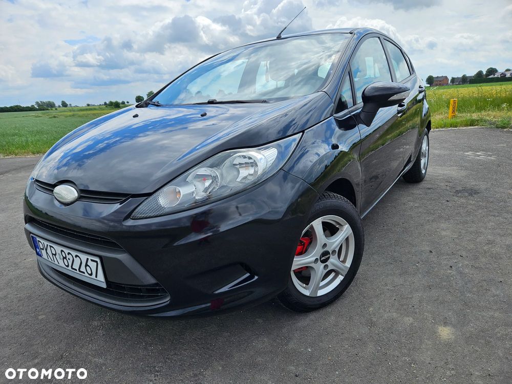 Ford Fiesta 1.4 Ghia - 23