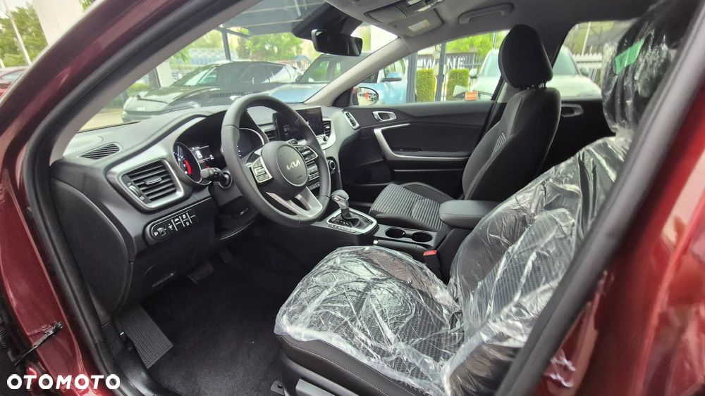 Kia XCeed 1.6 T-GDI M DCT - 14