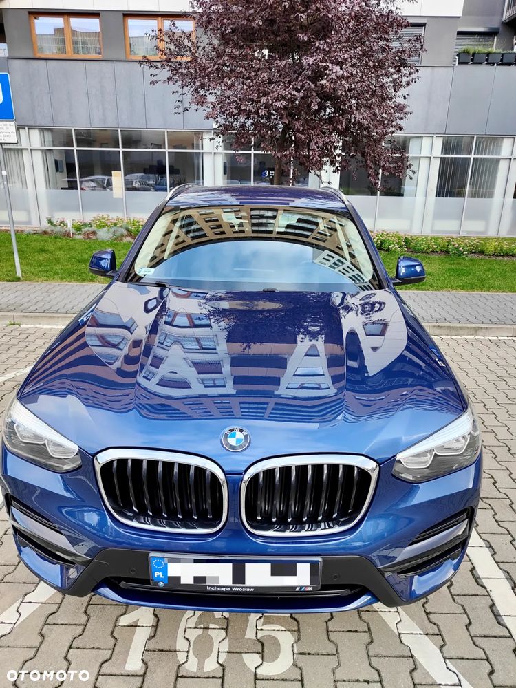 BMW X3 xDrive20i Advantage - 2