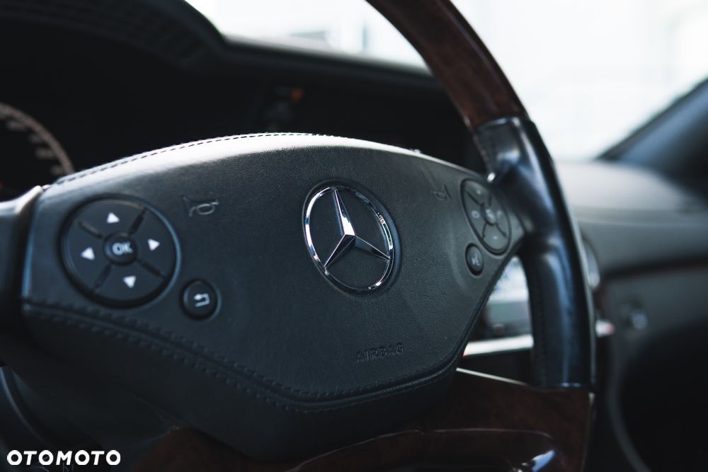 Mercedes-Benz CL - 24