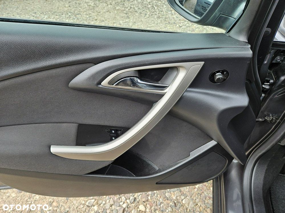 Opel Astra - 16