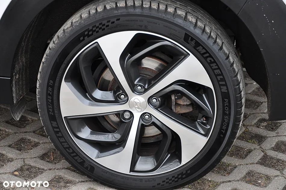 Hyundai Tucson blue 1.7 CRDi 2WD DCT Premium - 17