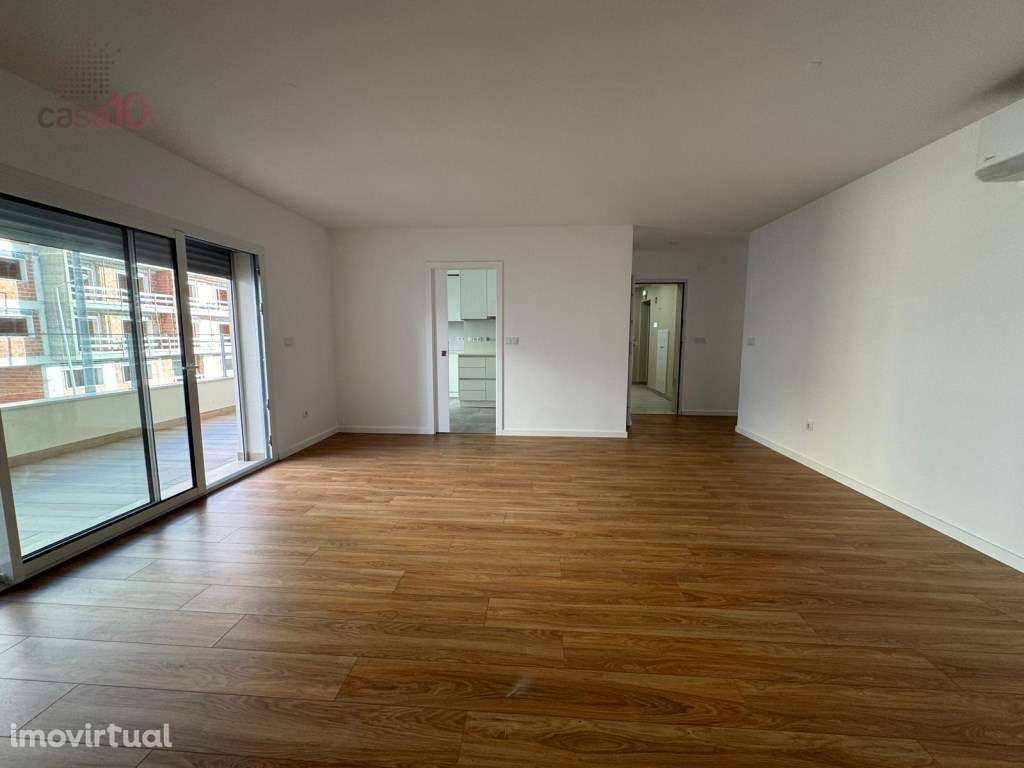 T3, em excelente localização, para arrendamento no Montijo - Grande imagem: 4/22