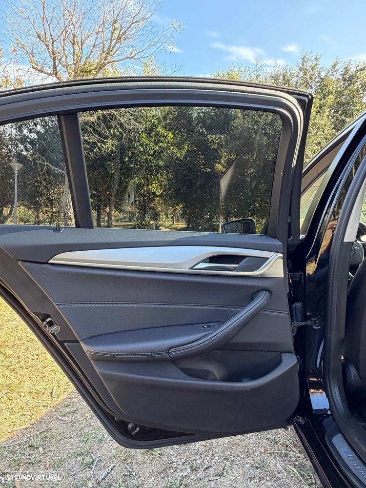 BMW 530 e iPerformance Line Luxury - 47