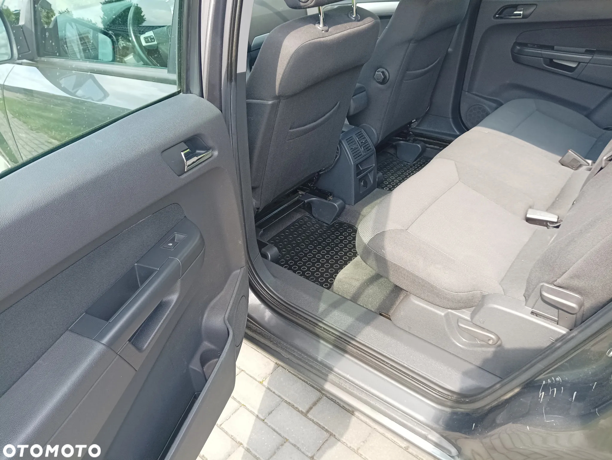Opel Zafira 1.8 Edition Plus - 12