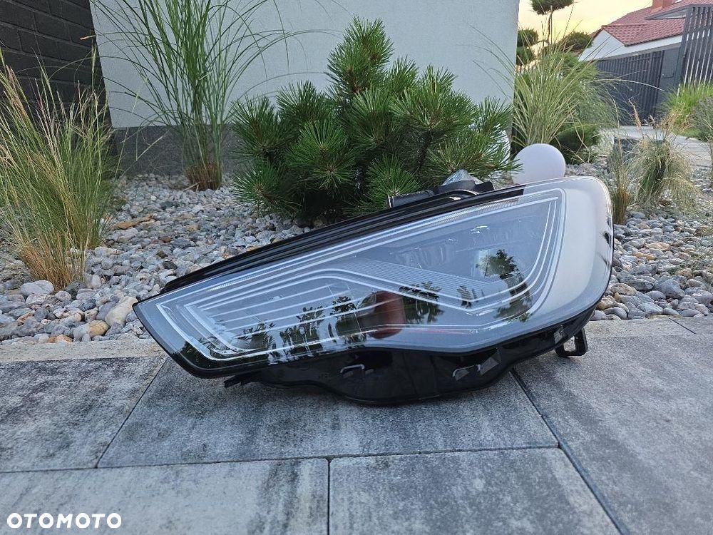 AUDI A3 S3 RS3 8V0 8V Lampa lewa przód Full Led Dynamic 8V0941034 - 1