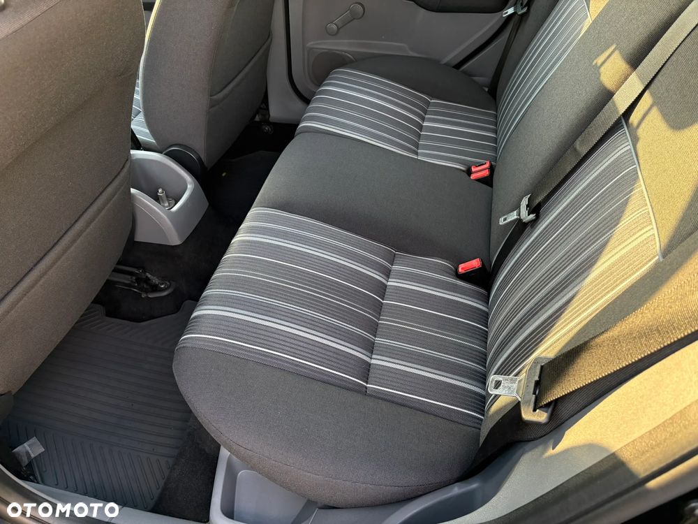 Ford Focus 1.6 Amber X - 7