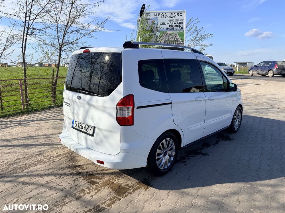 Ford Tourneo Courier - 4