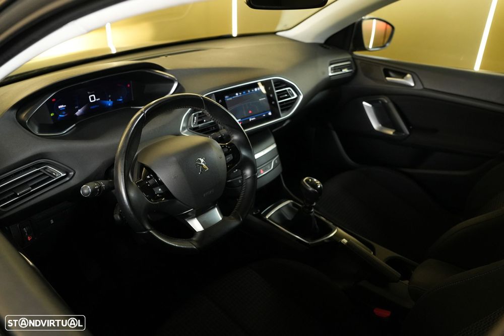 Peugeot 308 1.5 BlueHDi Style - 24