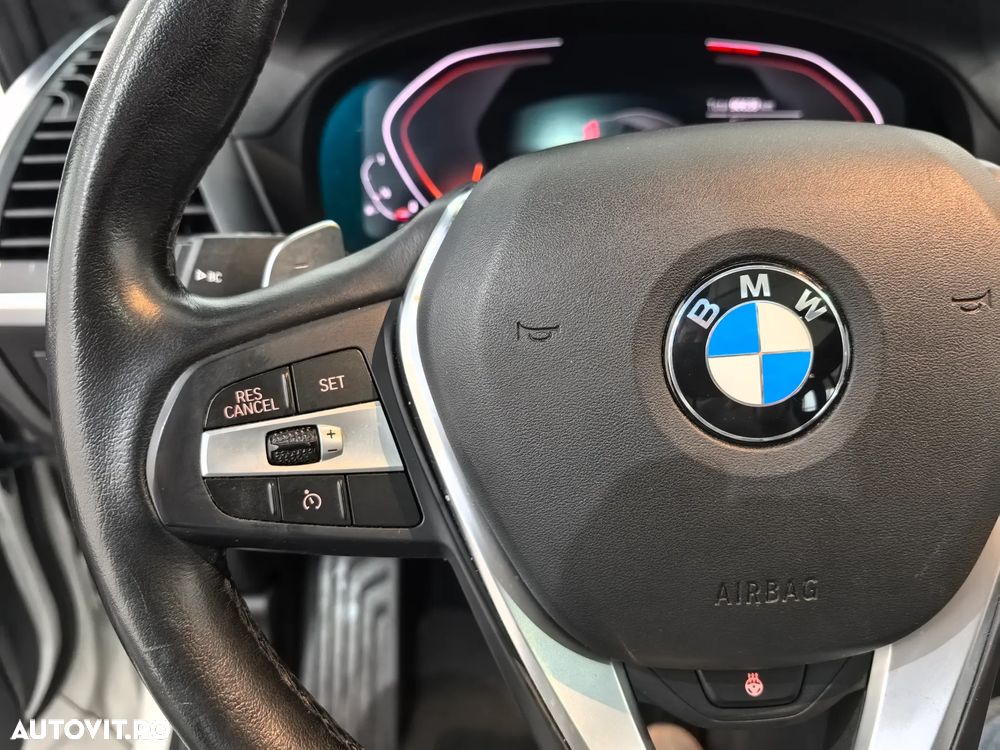 BMW X3 xDrive30i AT - 19