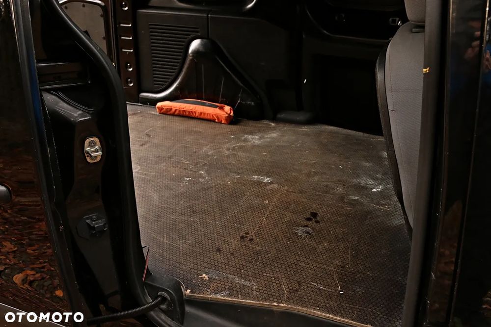 Peugeot Partner - 27