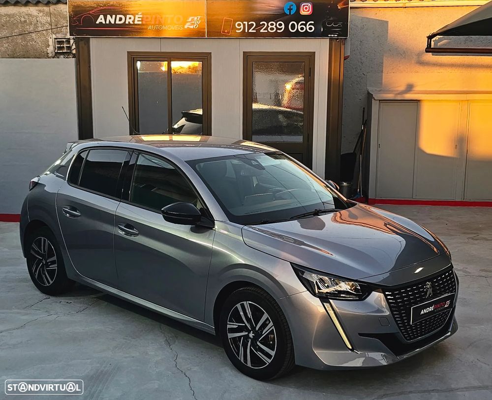 Peugeot 208 1.2 PureTech Allure - 1