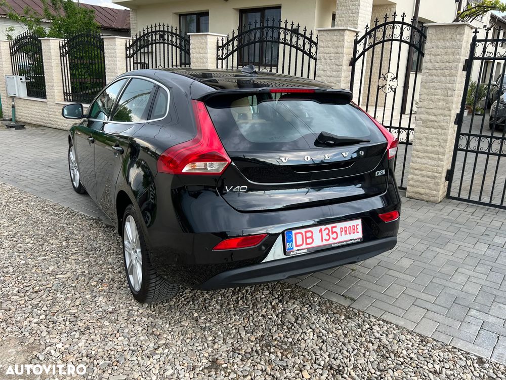 Volvo V40 D2 Inscription - 3