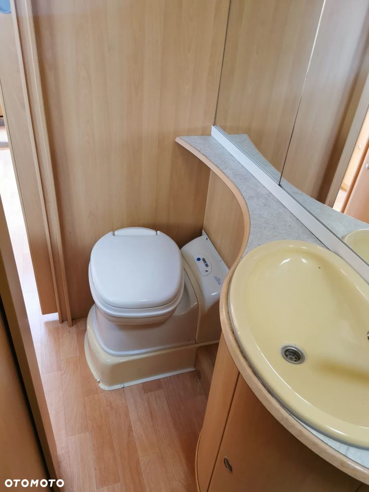 Dethleffs Camper - 6