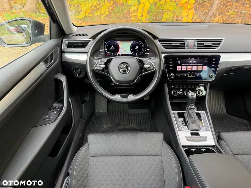 Skoda Superb 2.0 TDI SCR Ambition DSG - 20