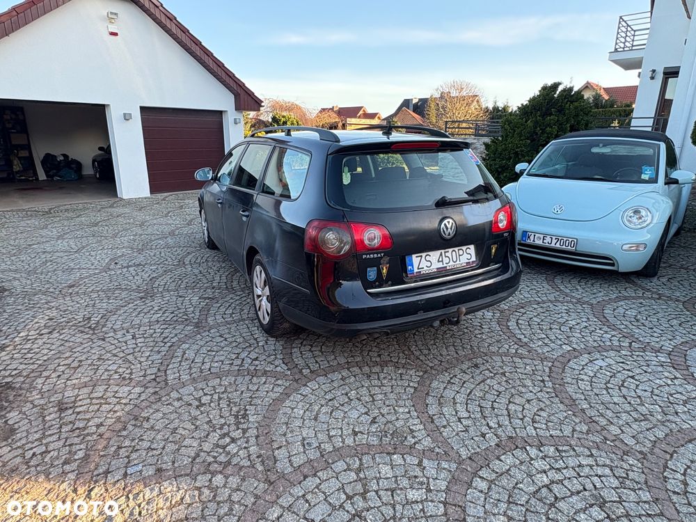Volkswagen Passat 1.9 TDI DPF Trendline - 6
