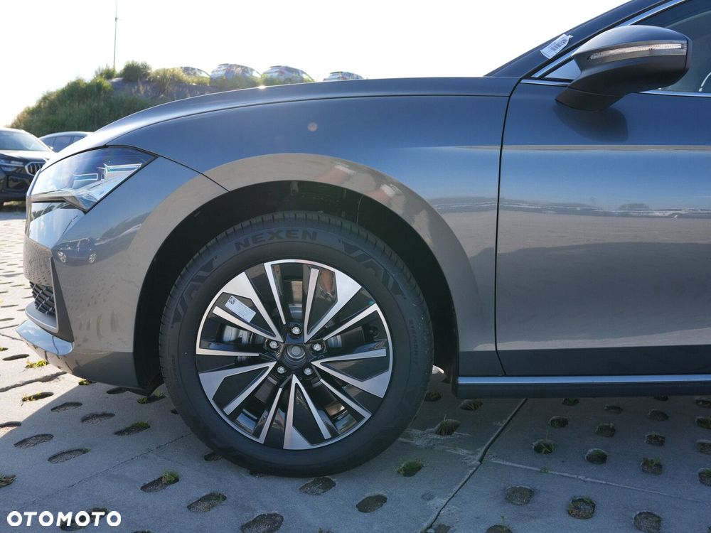 Skoda Superb 2.0 TDI SCR 4x4 Drive DSG - 10