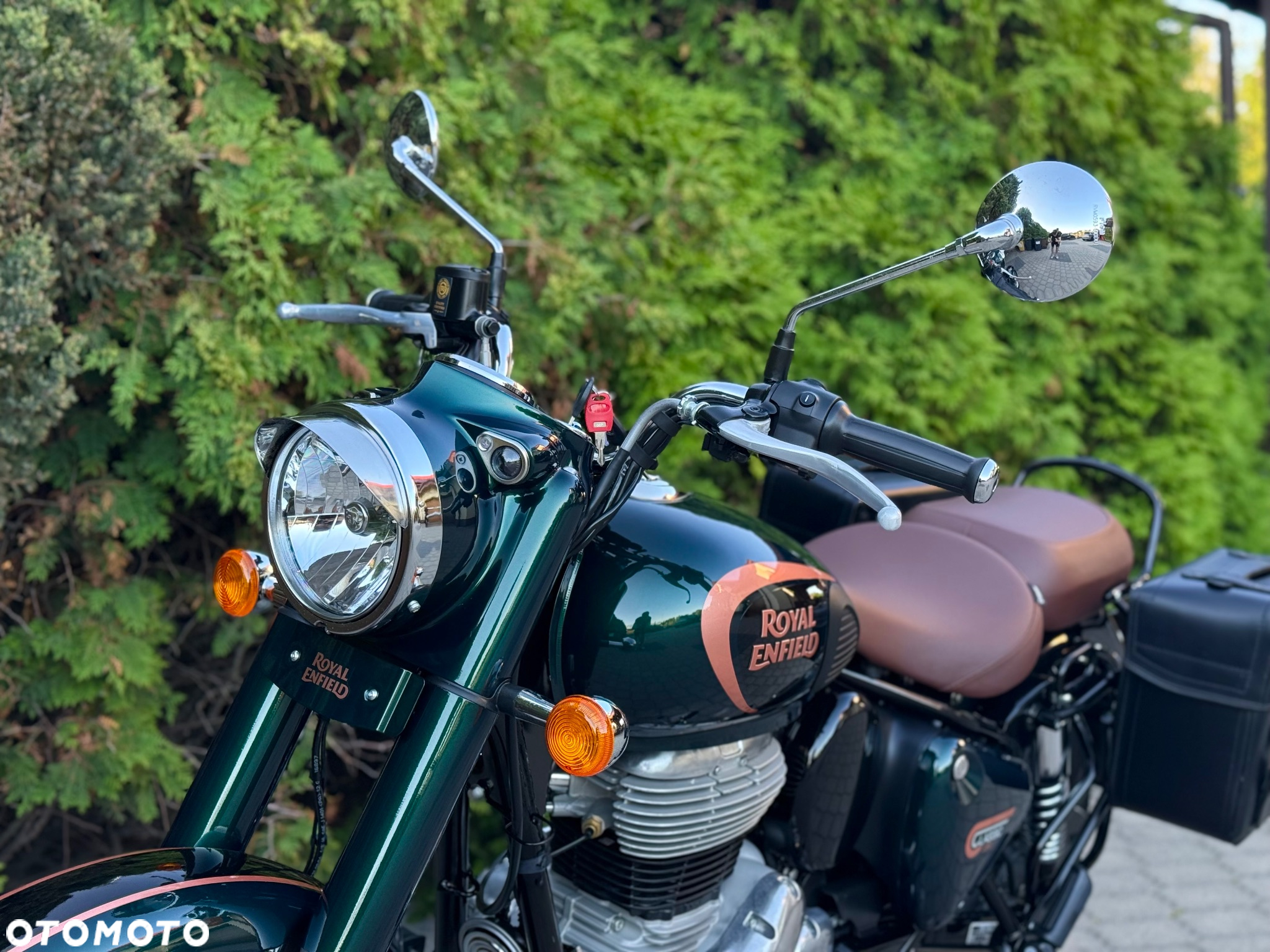 Royal Enfield Classic - 24