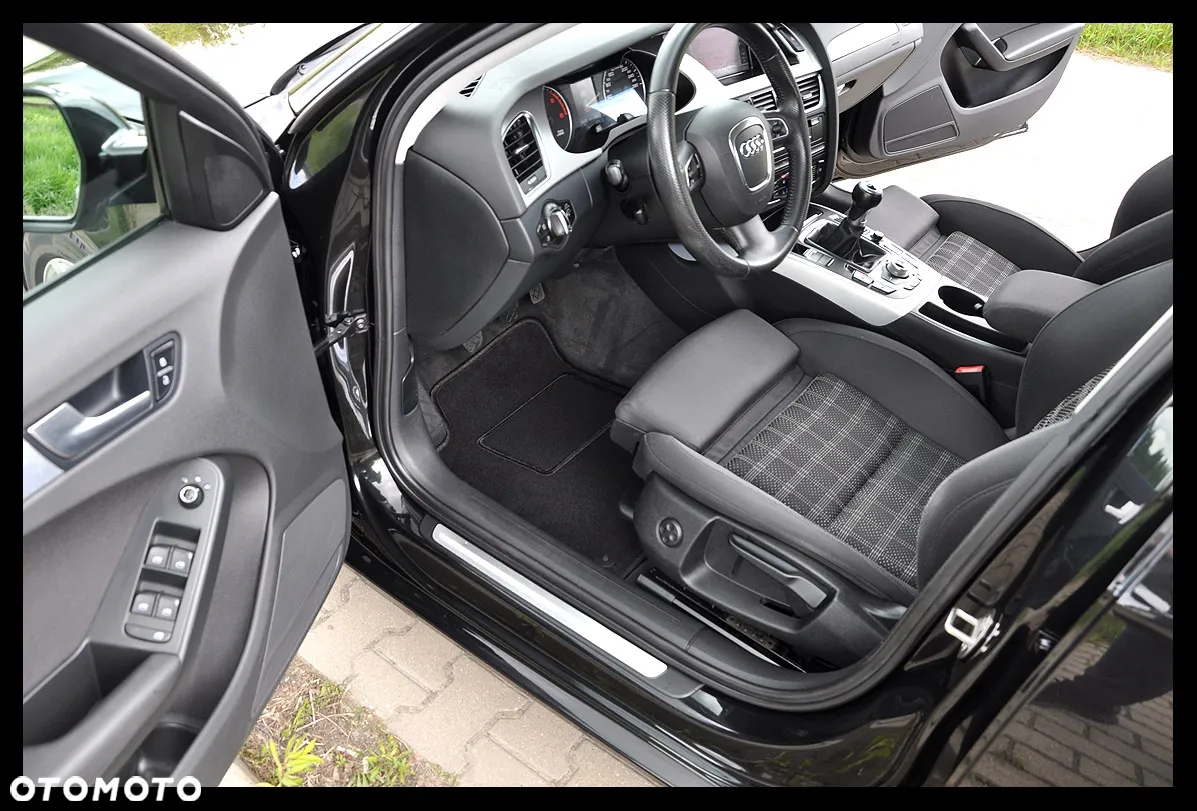 Audi A4 Avant 2.0 TDI DPF quattro S line Sportpaket (plus) - 25