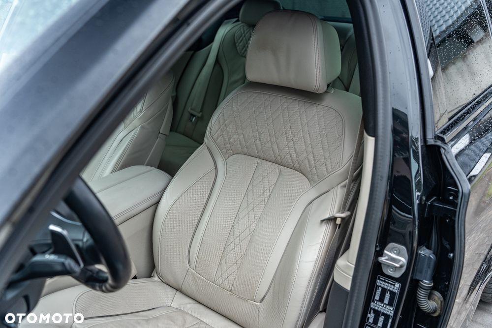BMW Seria 7 740d xDrive mHEV sport - 20