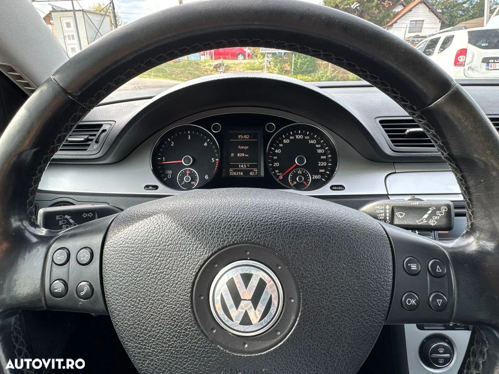 Volkswagen Passat - 21