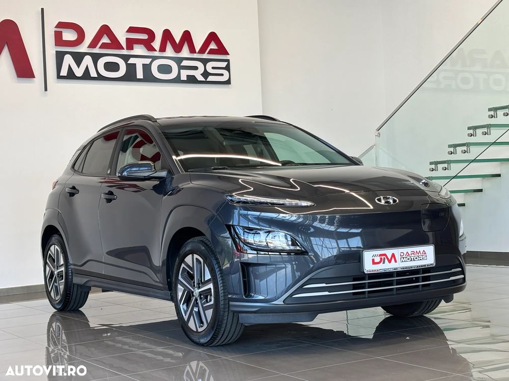 Hyundai KONA Select - 3