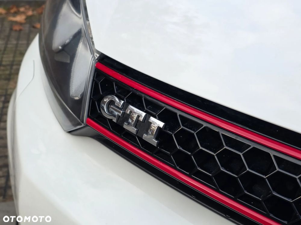 Volkswagen Golf 2.0 GTI - 24