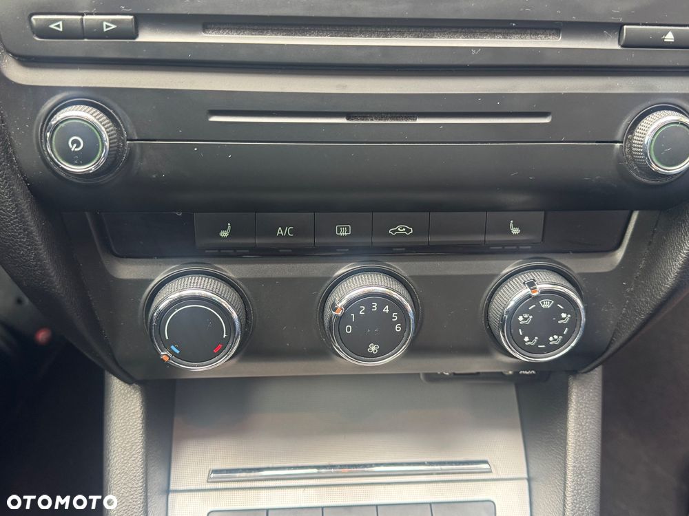 Skoda Octavia Combi 1.2 TSI Elegance - 24